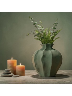 Mireva Büyük Dekoratif Vazo 27 cm – El Yapımı Taş Tozu Modern Yeşil Vazo | Minimalist Salon & Sehpa Dekoru | Premium Doğal Görünümlü Tasarım