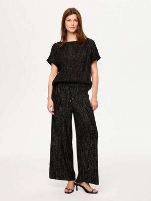 Faik Sönmez Kendinden Simli Kayık Yaka Kısa Kol T-Shırt S26TSH110