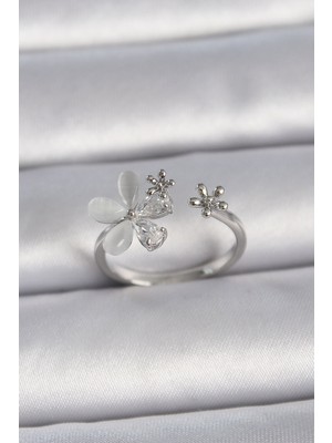 Pileli Store Pirinç Gümüş Renk Ayarlanabilir Zirkon Taşlı Beyaz Mineli Yaprak Model Kadın Yüzük - Tj-Byk