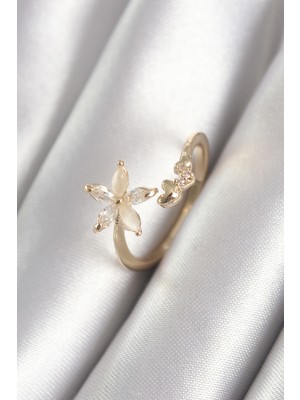 Pileli Store Pirinç Gold Renk Zirkon Taşlı Çiçek Model Kalp Detay Kadın Yüzük - TJ-BYK3069