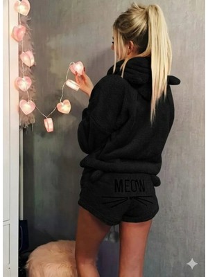 Modaurul Kadın Uzun Kollu Kapşonlu Peluş Bluz ve Kısa Short Ikili Takım