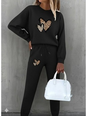 Modaurul Kadın Uzun Kollu Bisiklet Yaka Kalp Desenli Şardonlu Üç Iplik Bluz ve Pantolon Ikili Takım