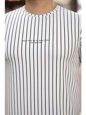 Modaurul Erkek Dikey Çizgili Ottoman Kumaş Kısa Kollu T-Shirt