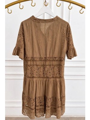 Dantelli Kısa Kol Pamuk Elbise