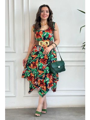 Asimetrik Kesim Desenli Kolsuz Viskon Elbise