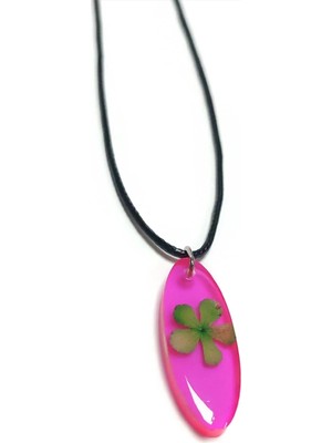 Pileli Store Kartopu Çiçeği Oval Epoksi Kolye