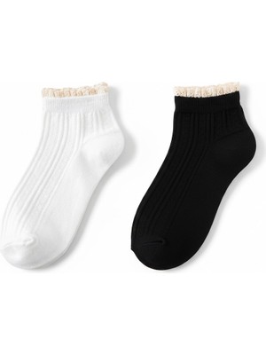 Trendy Chic Siyah ve Beyaz Dantel Fırfırlı Kadın Çorap