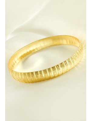 Pileli Store 1 cm Lak Kaplama Bilezik