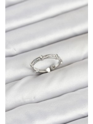 Pileli Store Pirinç Gümüş Renk Kemik Model Zirkon Taşlı Kadın Yüzük