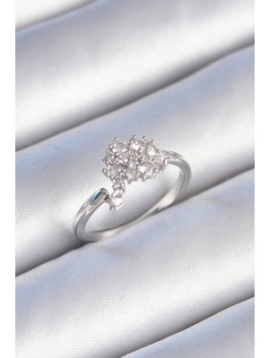 Pileli Store Pirinç Gümüş Renk Zirkon Taşlı Kadın Yüzük