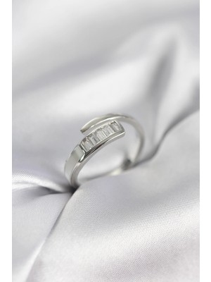 Pileli Store Baget Zirkon Taşlı Gümüş Renk Kadın Yüzük