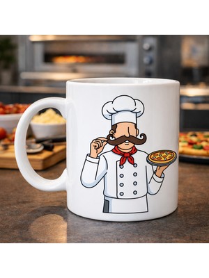 Pizza Ustası Tasarımlı Porselen Kupa Model 165 – Aşçı Temalı Kahve Kupası – Pizza Sevenl