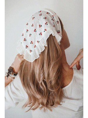Katia & Bony Kiraz Desenli Taç Şeklinde Bandana