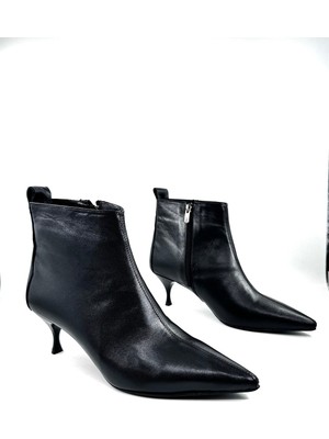 Desire Hakiki Deri Siyah Kısa Kadın Bot
