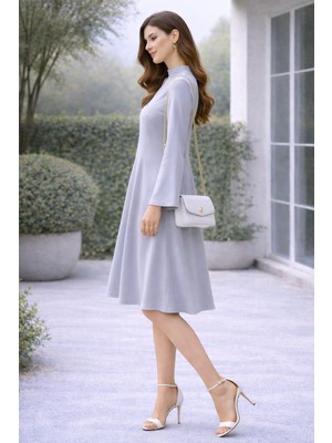 Alexander Gardi Alexandergardı V Yaka Ispanyol Kol  Boyunluklu Sırt Yırtmaç Detaylı Elbise