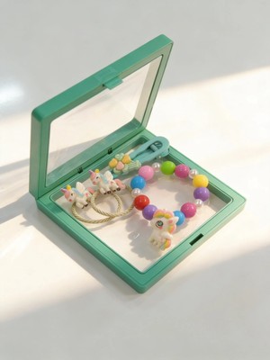 Katia & Bony Kız Çocuk 4'lü Renkli Unicornlu Plastik Kutulu Toka Bileklik  Seti Yeşil