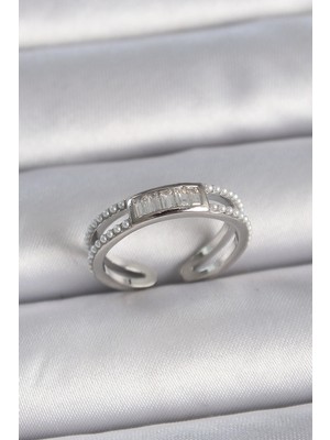 Pirinç Gümüş Renk Ayarlanabilir Sıralı Incili Zirkon Taşlı Kadın Yüzük