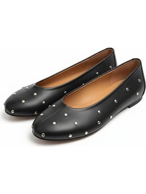 Ne&Ve Shoes Deri Pim Detaylı Yuvarlak Burunlu Kadın Babet