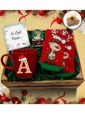 As Gift Yılbaşı Temalı Kişiye Özel Kırmızı Kupa & Yılbaşı Çorabı & Kar Küresi Hediye Seti