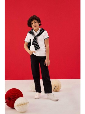 DeFacto 23 Nisan Çocuk Bayramı Straight Fit Standart Paça Basic Düz Jean Pantolon Erkek Çocuk B5445A826SM
