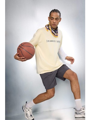 DeFacto NBA Los Angeles Lakers Standart Fit Şort F9802AX26SP