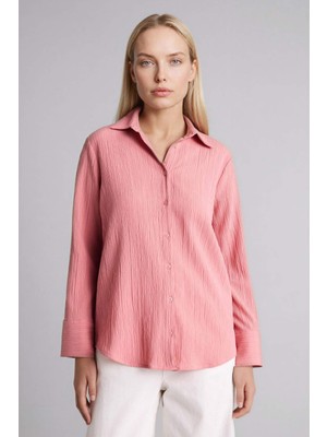 DeFacto Regular Fit Gömlek Yaka Gofre Dokulu Uzun Kollu Gömlek H0467AX26SP