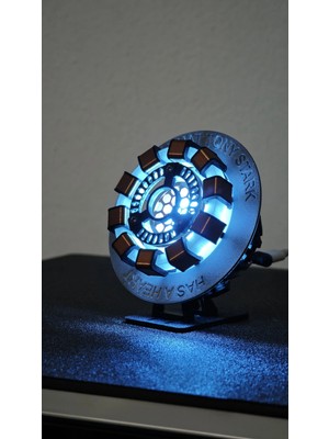 MORFEM3D Arc Reaktör LED Masaüstü Lamba – Futuristik Teknoloji Temalı Dekoratif Işıklı Tasarım