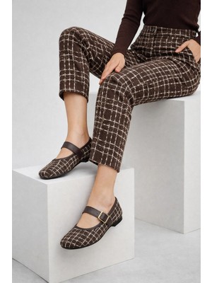 Infinite8 Kadın Kahve Tüvit Mary Jane Babet Ayakkabı – Gold Kanca Detaylı Klasik & Şık