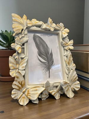 Peramari Dekoratif Polyester Resim Çerçevesi Kelebekli Krem Gold Eskitme 17X12 cm