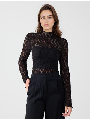Jimmy Key Siyah Dar Kesim Sıfır Yaka Dantelli Örme Bluz