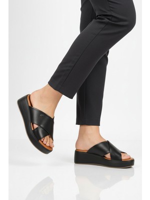 Pierre Cardin Siyah Çapraz Bantlı Kadın Topuklu Terlik PC-54641 Z