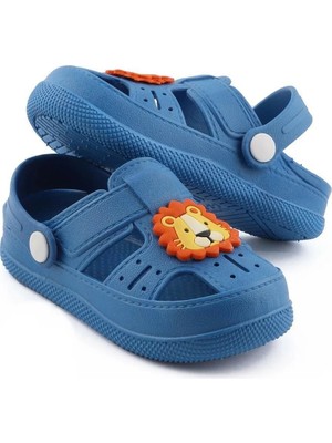 Daye Kaydırmaz Aslan Desenli Çocuk Sandalet Terlik Mavi Erkek Çocuk İçin Sezonsuz Kullanım