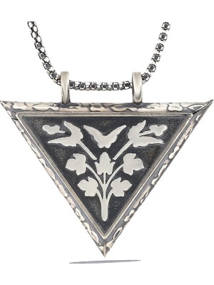 MiraLive 925 Ayar Gümüş Üçgen Içi Açılabilen Çiçek Muskalık Gümüş Kolye T6054 (72)