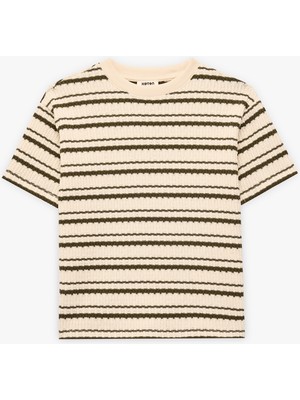 Koton Kısa Kollu Bisiklet Yaka Çizgili Oversize Tişört