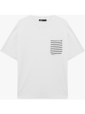 Koton Regular Fit Çizgili Cep Detaylı Kısa Kollu Bisiklet Yaka Tişört