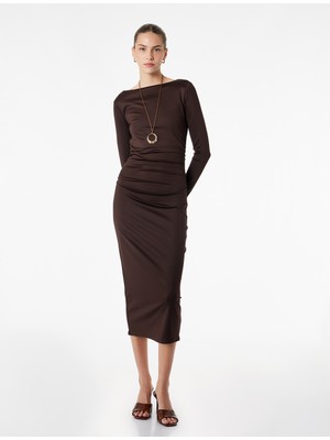 Koton Slim Fit Uzun Kollu Yuvarlak Kayık Yaka Drape Detaylı Kalem Elbise