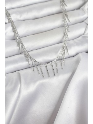 Inure Jewelry Pirinç Gümüş Renk Saçaklı Model Kadın Kolye