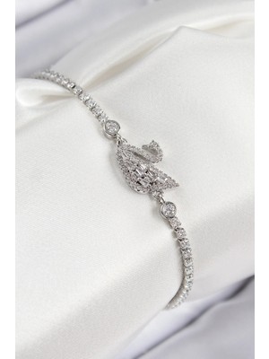 Inure Jewelry Pirinç Zirkon Taşlı Kuğu Model Gümüş Renk Kadın Bileklik