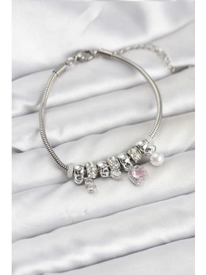 Inure Jewelry Pirinç Gümüş Renk Pembe Kalp Charmlı Kadın Bileklik
