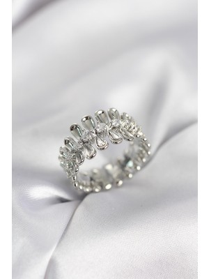 Inure Jewelry Gümüş Renk Zirkon Taşlı Sıralı Damla Model Kadın Yüzük