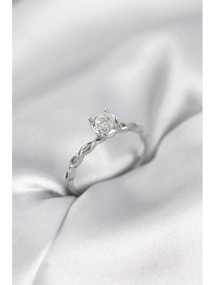 Inure Jewelry Gümüş Renk Sarmal Zincir Model Tek Taş Model Zirkon Taşlı Kadın Yüzük
