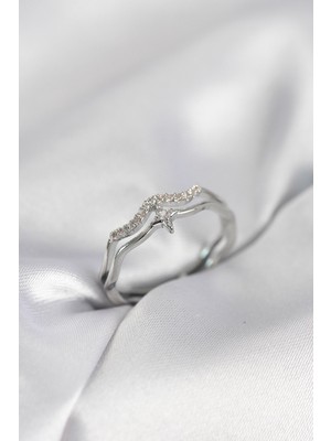 Inure Jewelry Minimal Yıldız Model Gümüş Renk Zirkon Taşlı Kadın Yüzük