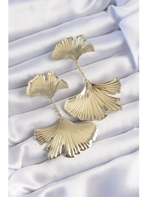 Inure Jewelry Pirinç Gold Renk Tırtıklı Yaprak Model Sallantılı Küpe