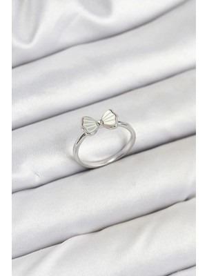 Inure Jewelry Pirinç Gümüş Renk Fiyonk Model Kadın Yüzük