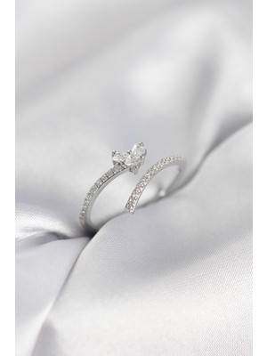 Inure Jewelry Gümüş Renk Zirkon Taşlı Kuyruklu Kalp Model Kadın Yüzük