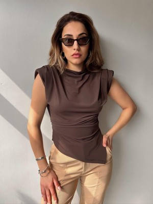 Shopping Shop Omzu Vatkalı Drapeli Sıfır Kol Bluz KAHVE
