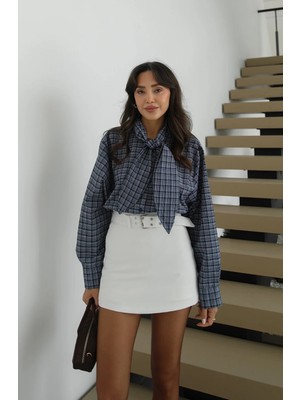 Havoş Lacivert Yakası Fular Detaylı Ekose Gömlek