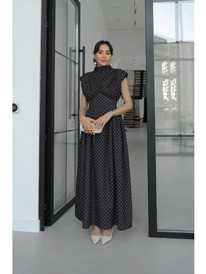 Havoş Siyah Vatkalı Belden Oturtmalı Puantiyeli Elbise