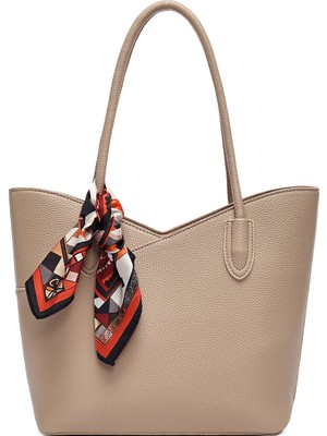 Derimod Kadın Bej Aksesuar Detaylı Omuz Çantası 26PBD2703FT