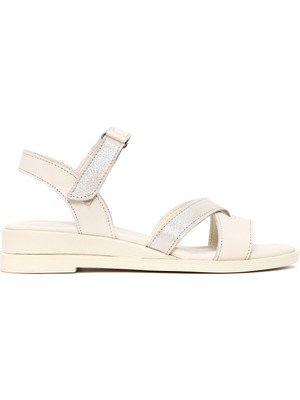 Derimod Kadın Krem Bilekten Bantlı Deri Sandalet 26SFD362118